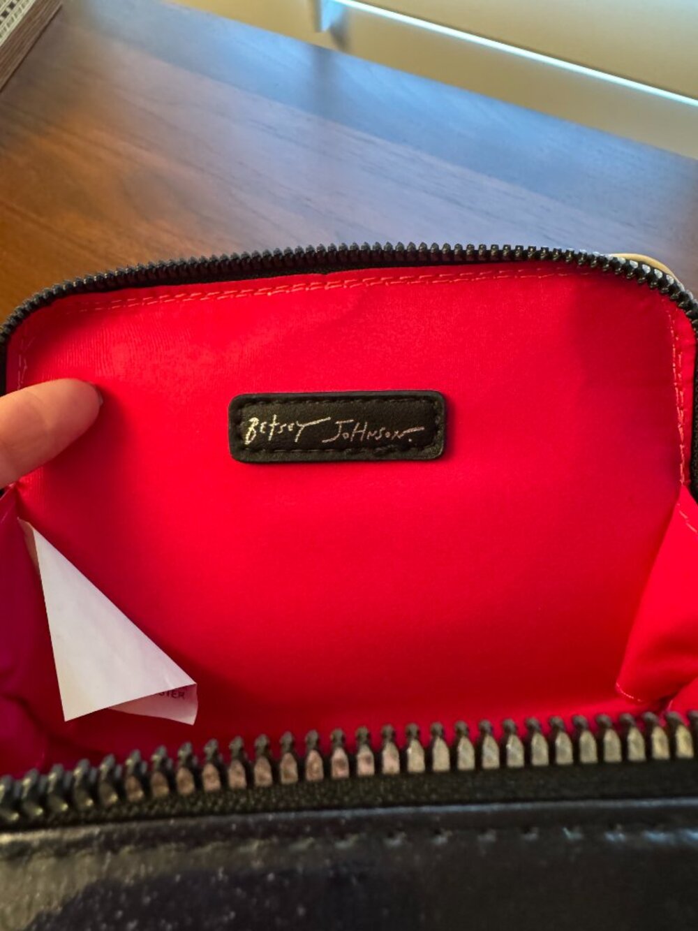 📸 Betsey Johnson Oh Snap Kitsch Crossbody Polaroid Purse 📸 - Picture 6 of 10